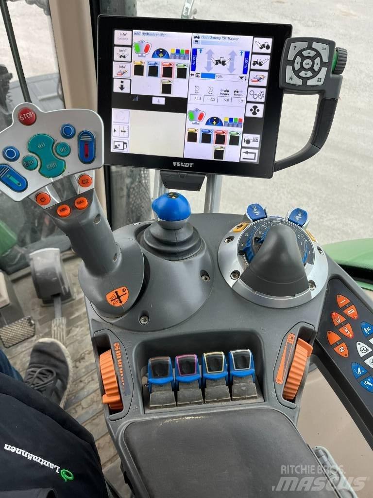 Fendt 716SCR Tractors