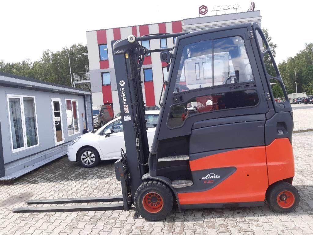 Linde E30HL Electric Forklifts