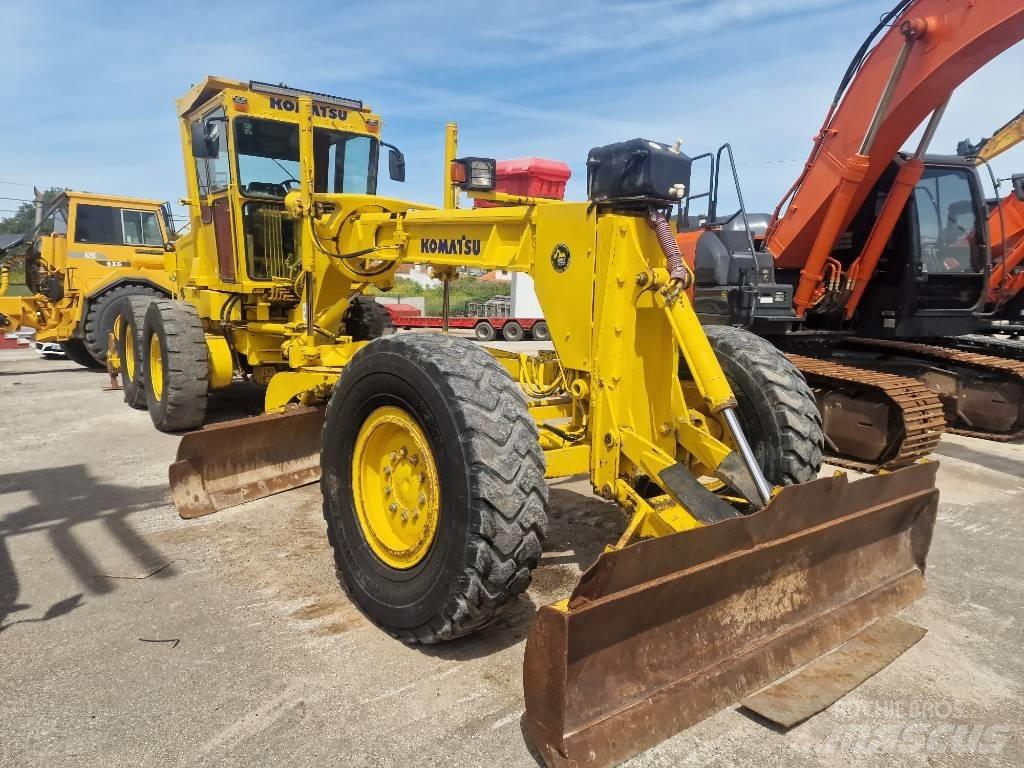 Komatsu GD 521 A-1 Motor Graders