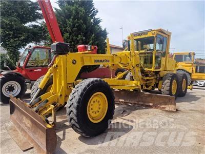 Komatsu GD 521 A-1 Motor Graders