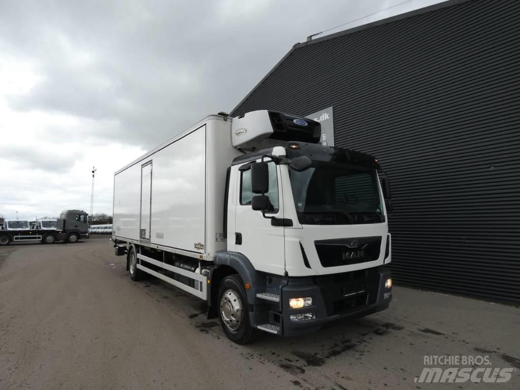 MAN 18.250 Reefer Trucks