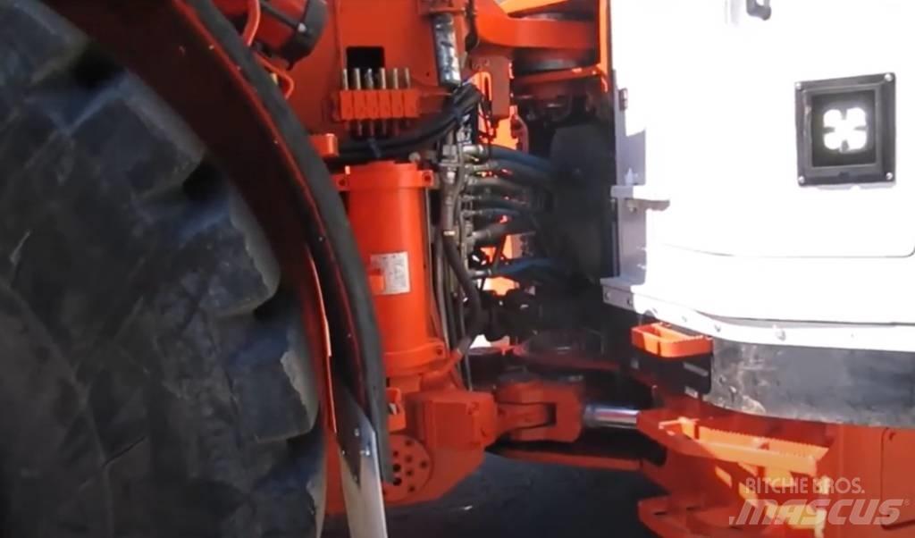 Sandvik LH 517 Mining Loaders