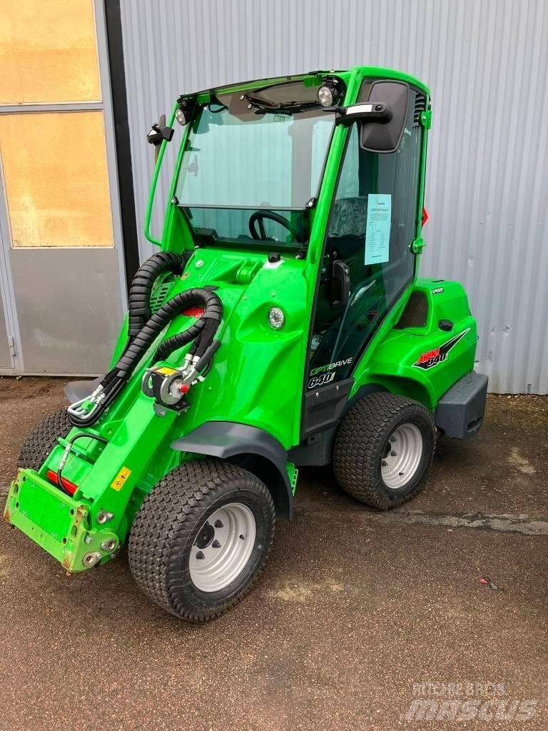 Avant 640i Skid Steer Loaders