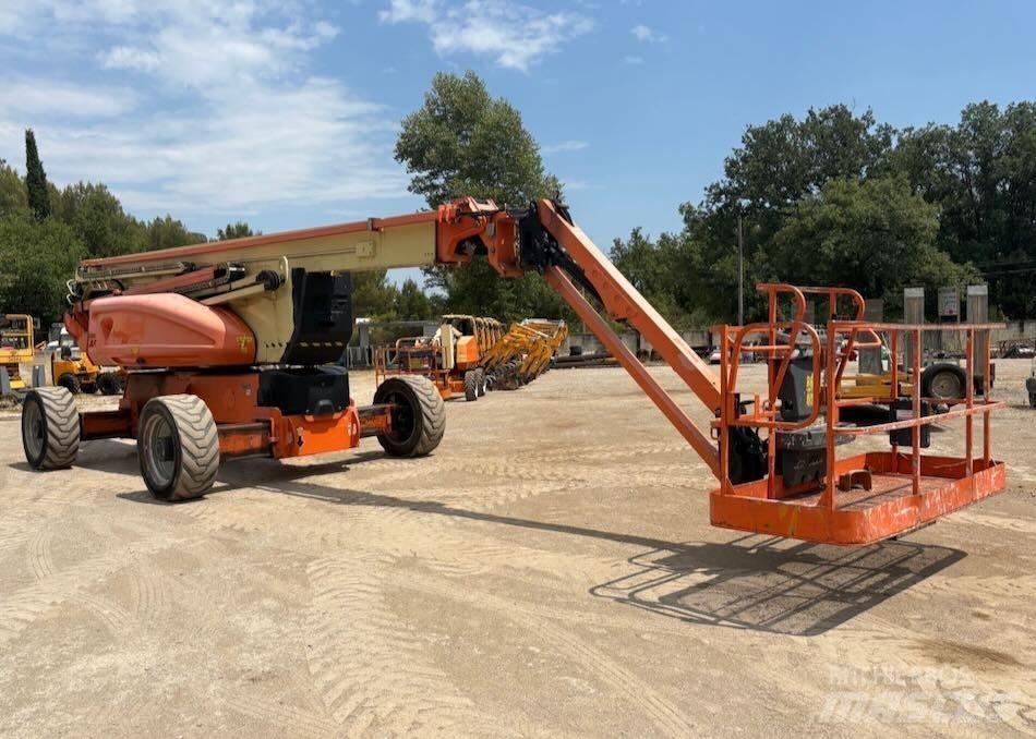 JLG 1250 AJP Articulated boom lifts
