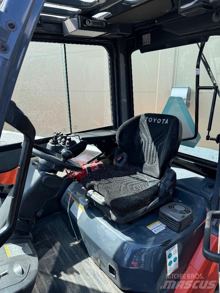 Toyota 02-8FDF30 Diesel Forklifts