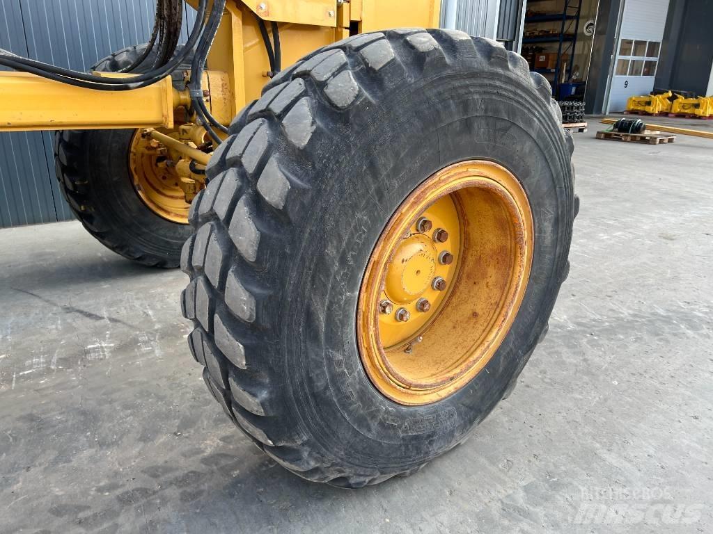 CAT 140K Motor Graders