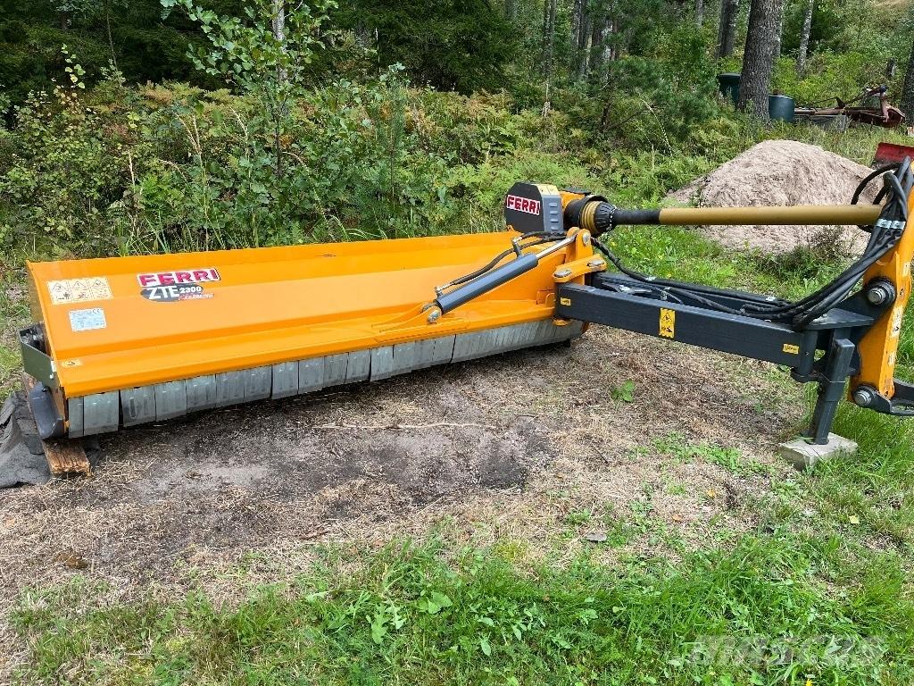 Ferri ZTE2300 Pasture Mowers And Toppers
