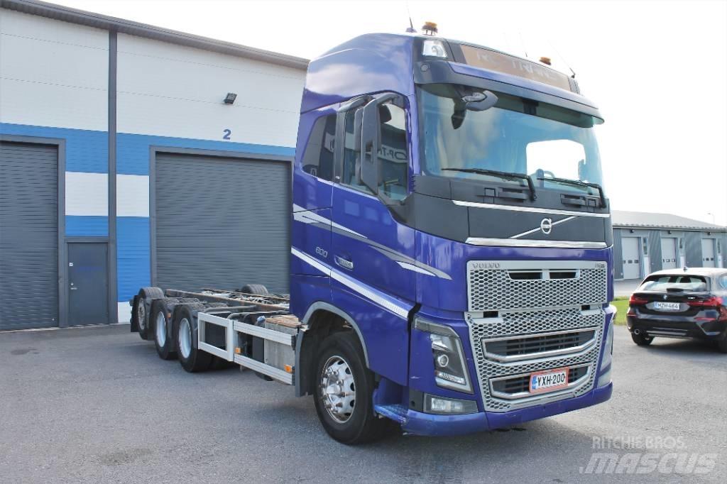 Volvo FH16 600  8x4*4 Cab & Chassis Trucks