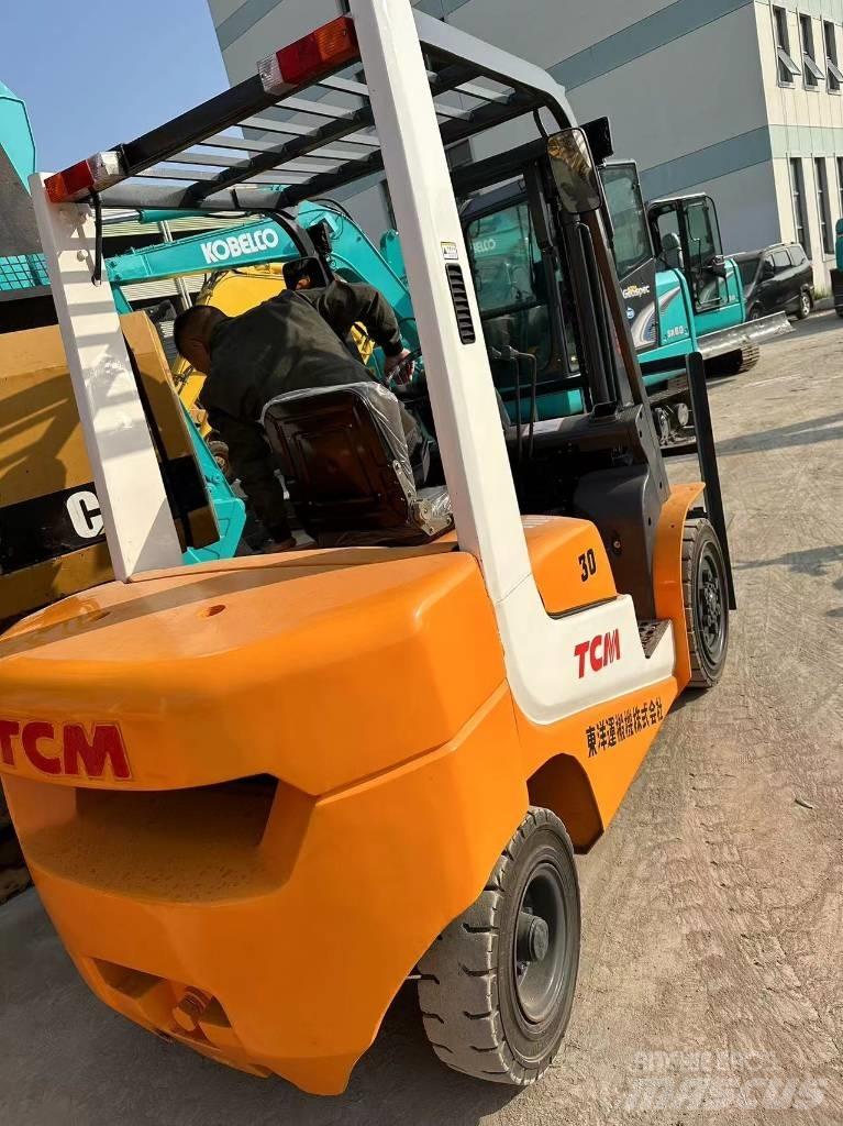 TCM FD30T6 Diesel Forklifts