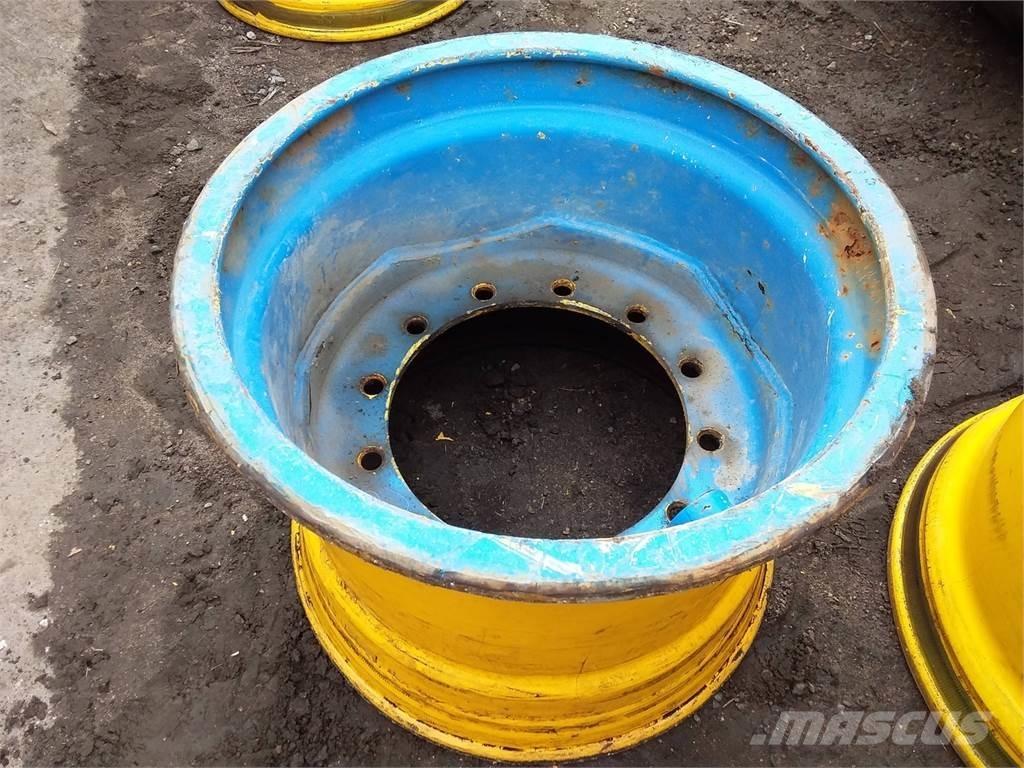 Valmet 860 20x26,5 Tires, wheels and rims