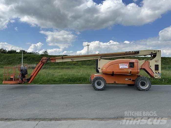 JLG 800AJ Articulated boom lifts