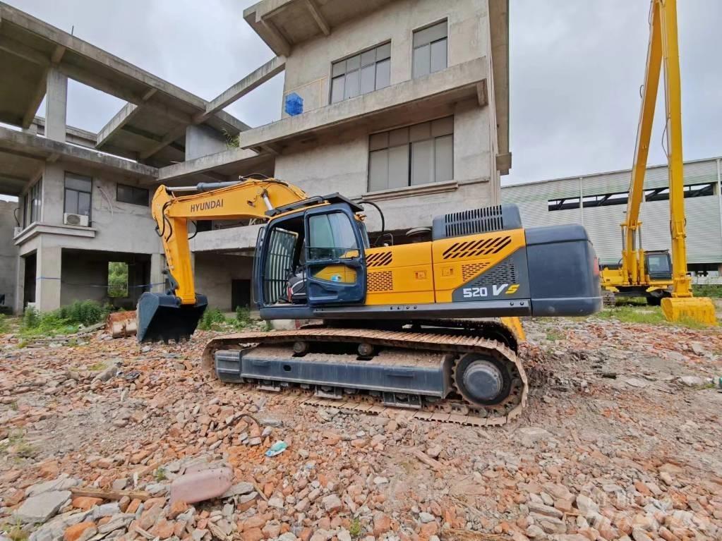 Hyundai Robex 520 VS Crawler Excavators