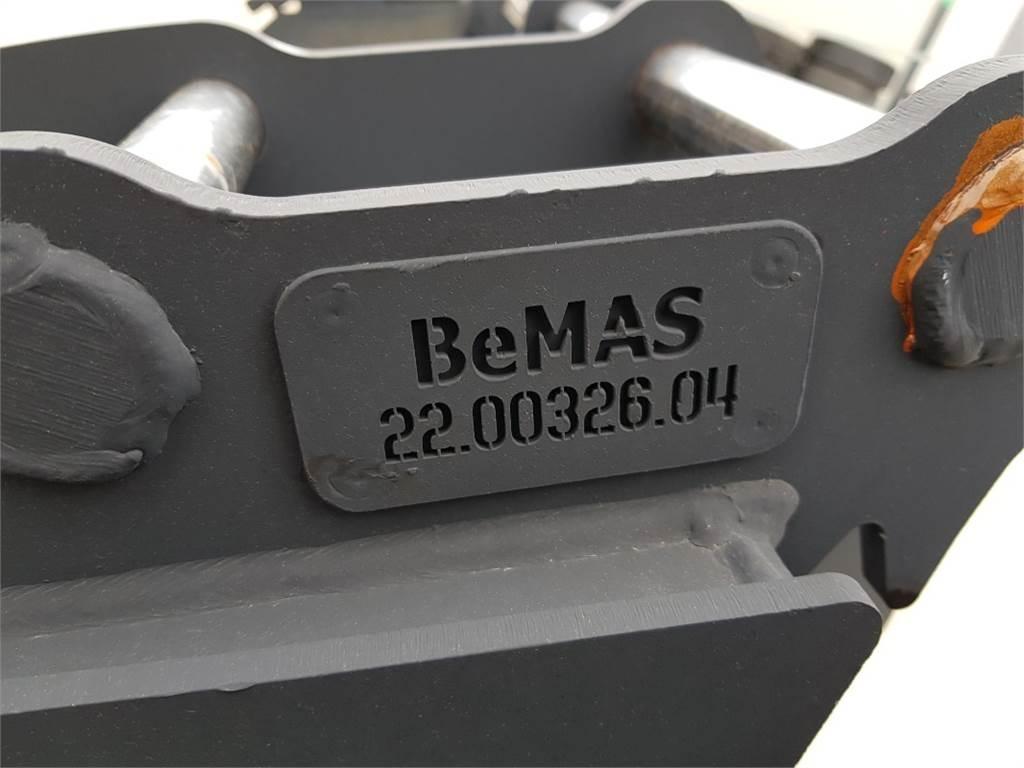 TL 300 SW010 Backhoes