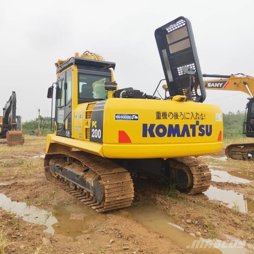 Komatsu PC200-8 Crawler Excavators