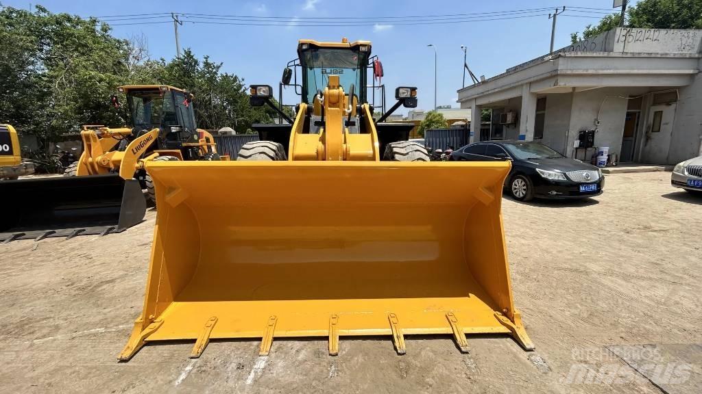 SDLG LG 956 L Wheel Loaders
