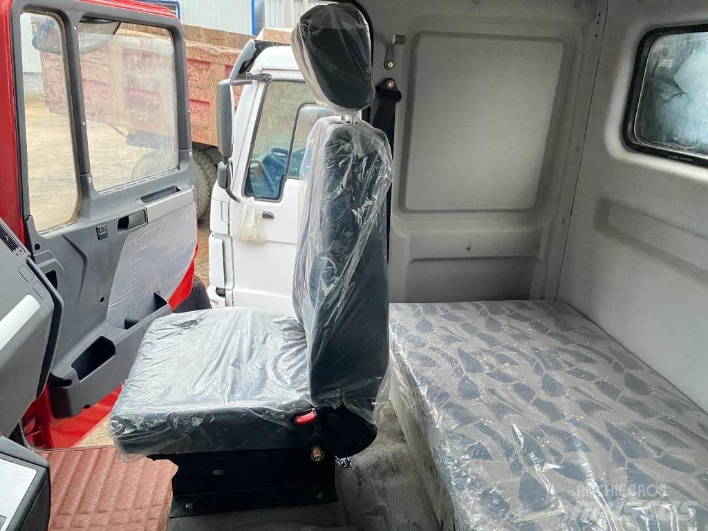 Shacman F3000 6X4 Conventional Trucks / Tractor Trucks