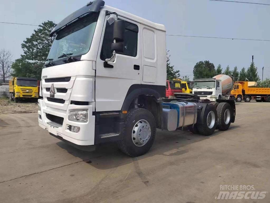 Howo Tractor  420 Conventional Trucks / Tractor Trucks