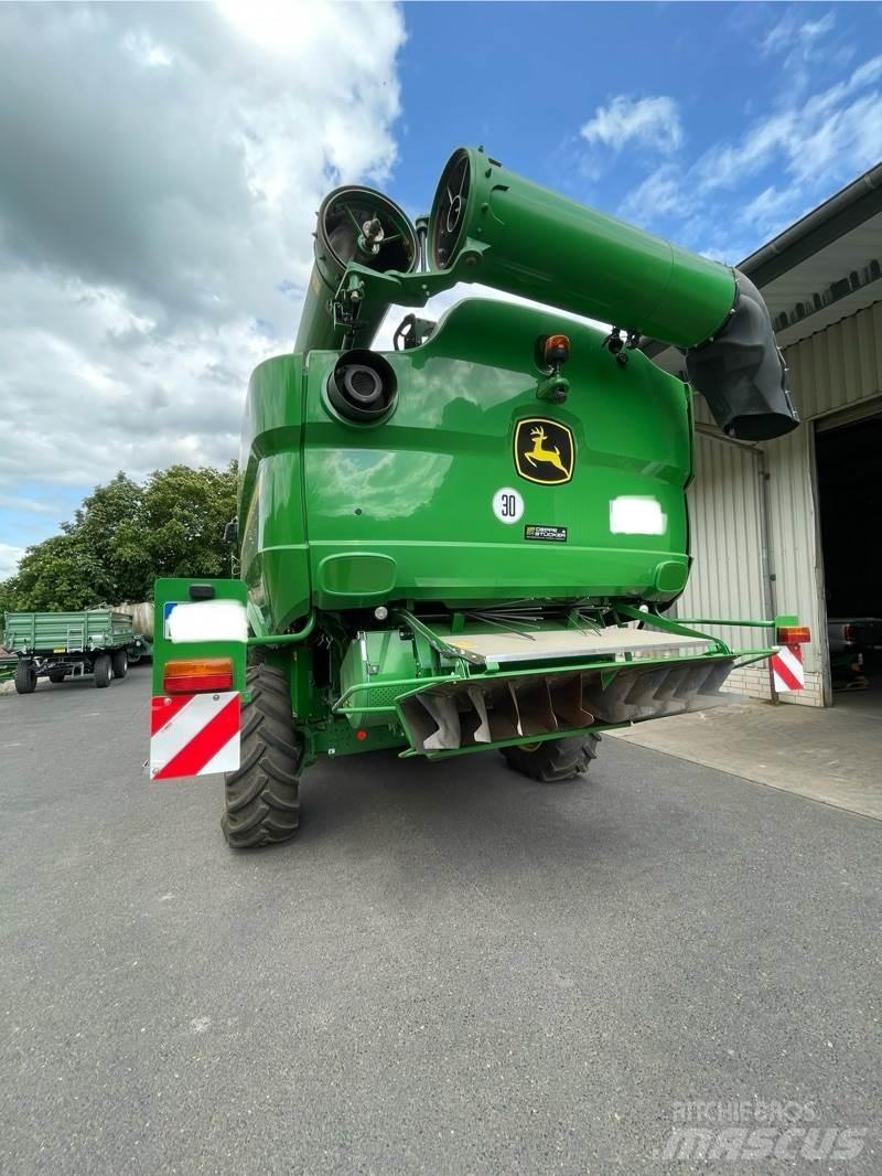 John Deere S780i Combine Harvesters