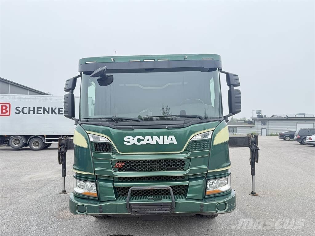 Scania P320 4x2 Boom / Crane / Bucket Trucks