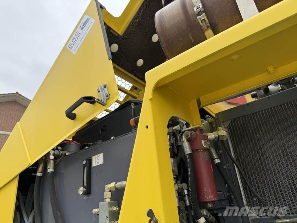 Wirtgen W 1000F Asphalt cold milling machines