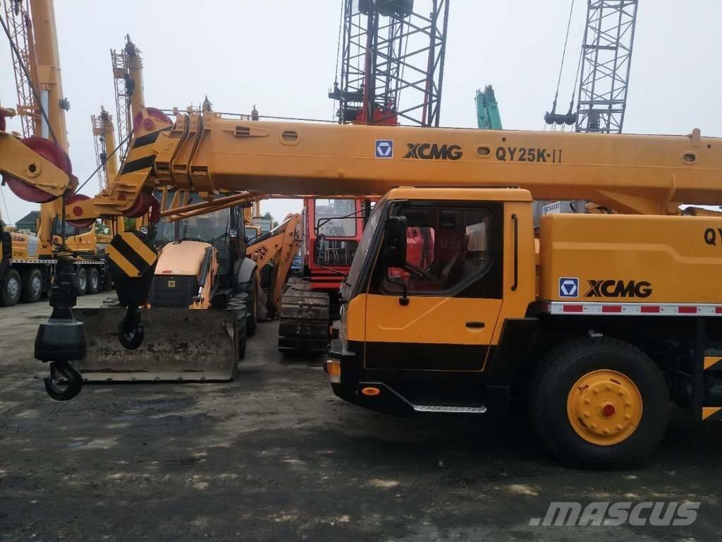 XCMG QY 50 Crawler Cranes