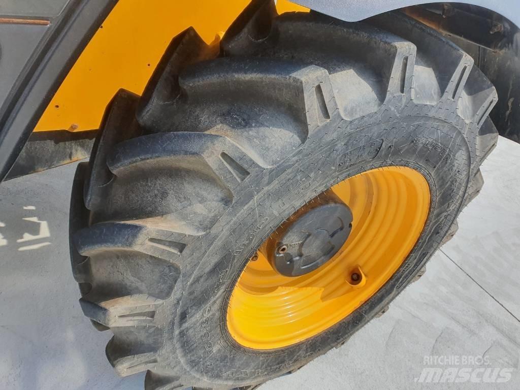 JCB 531-70 - BC25 Telescopic Handlers