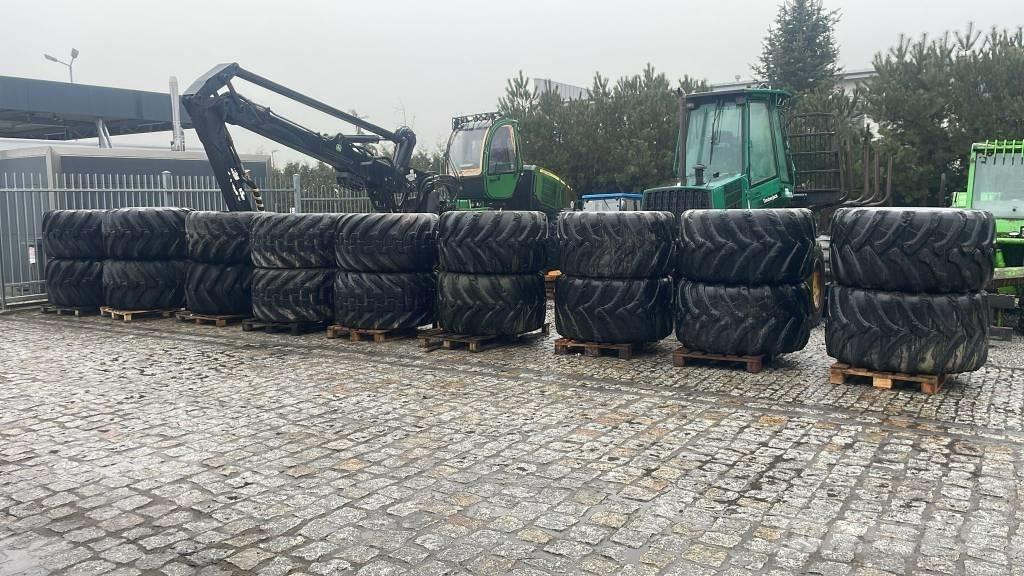 Nokian 710/45-26.5 Tires, wheels and rims