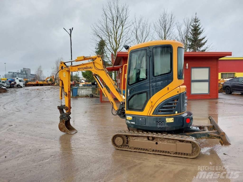 Hyundai R25Z-9AK Mini Excavators <7t (Mini Diggers)