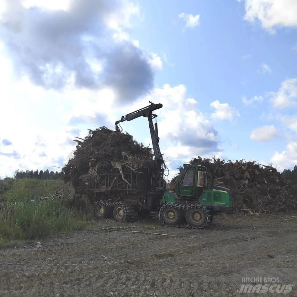 John Deere 1210 E Forwarders
