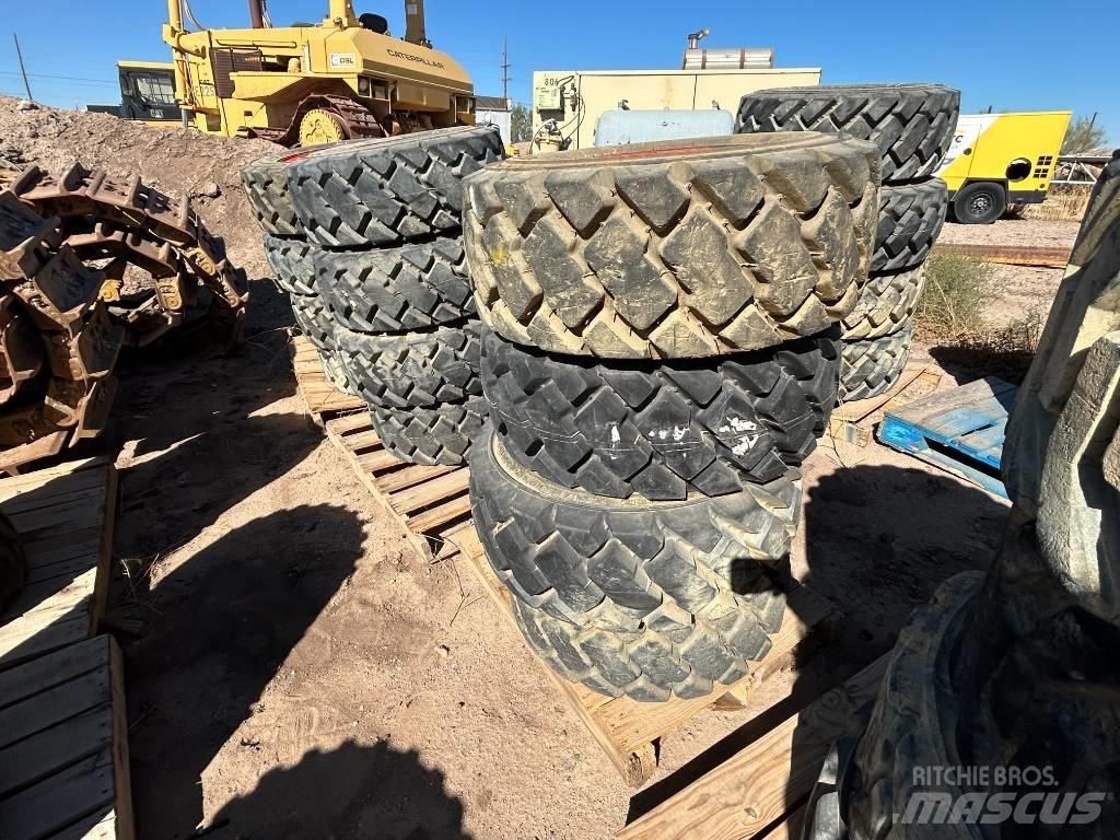 Bobcat 12x16.5 Tires Tires, wheels and rims