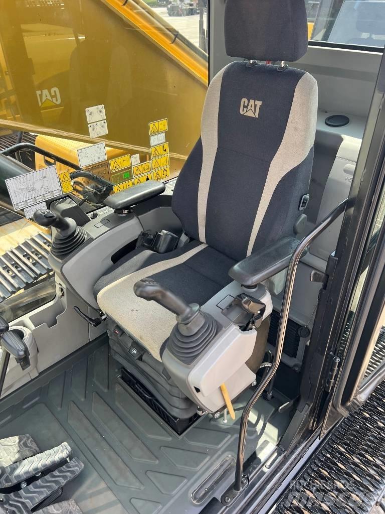 CAT MH336F Waste / Industry Handlers