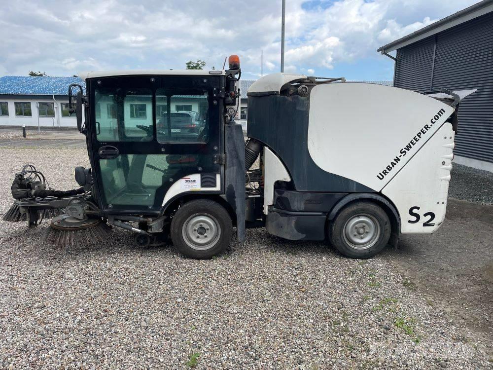 Boschung S2 Sweepers