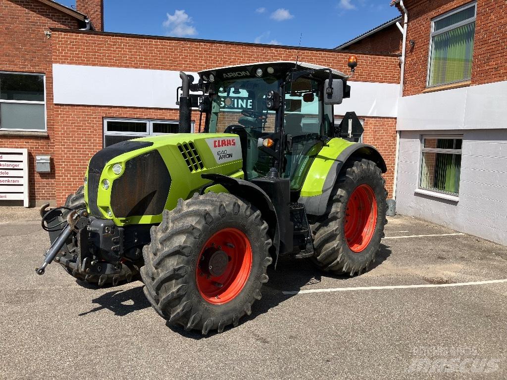 CLAAS Arion 640 CIS+ Tractors