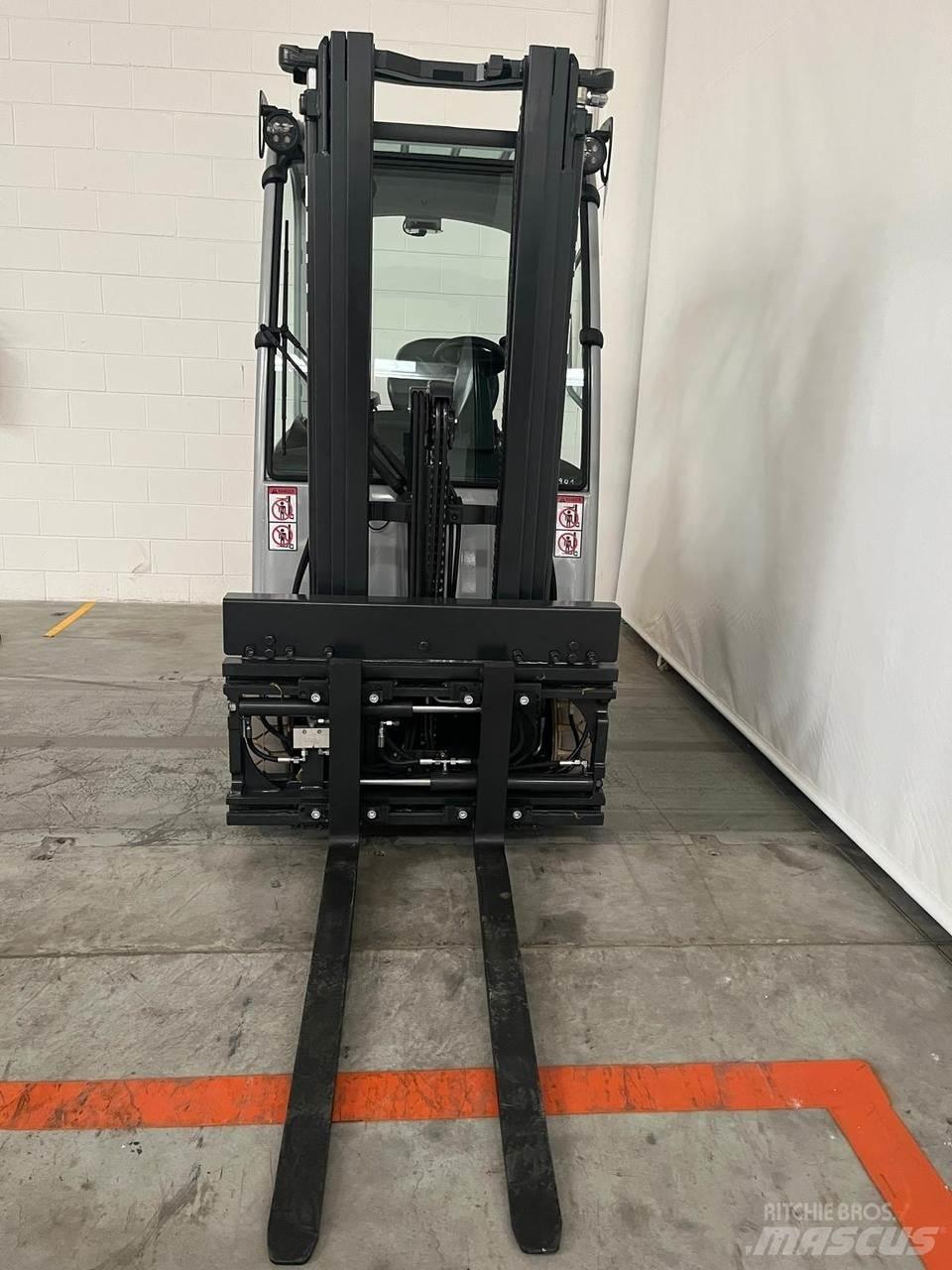 Still RX20-15 Electric Forklifts