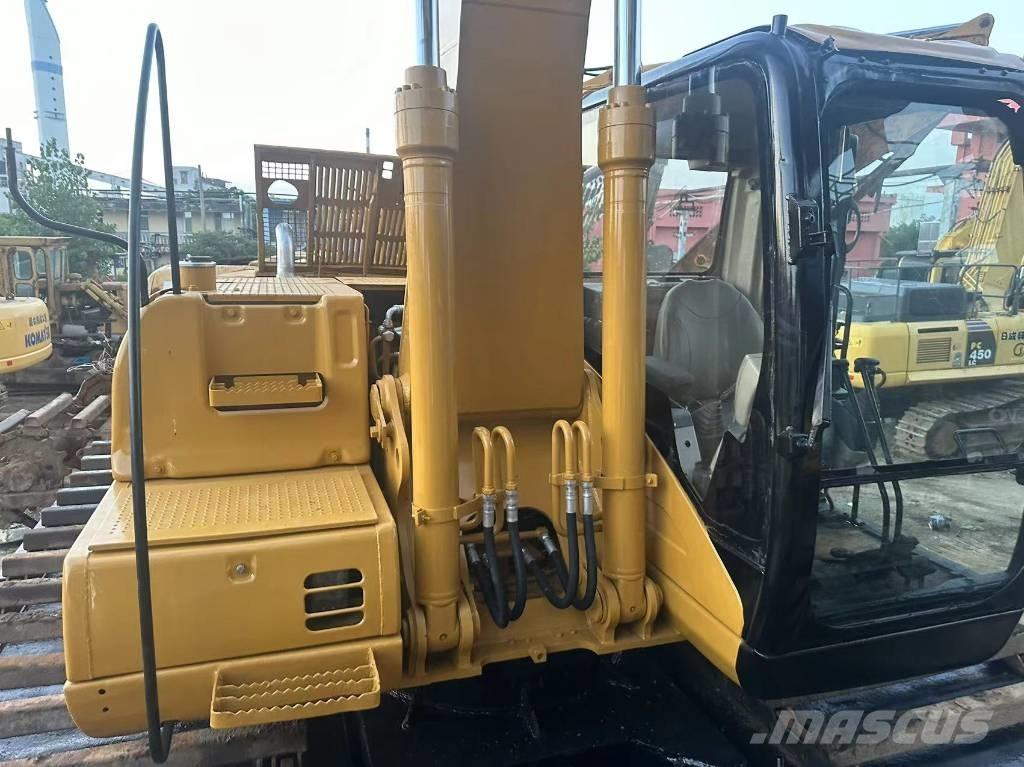CAT 320 C Amphibious Excavators