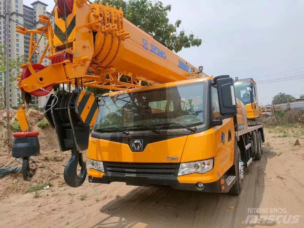 XCMG XCT 25 Mobile and all terrain cranes