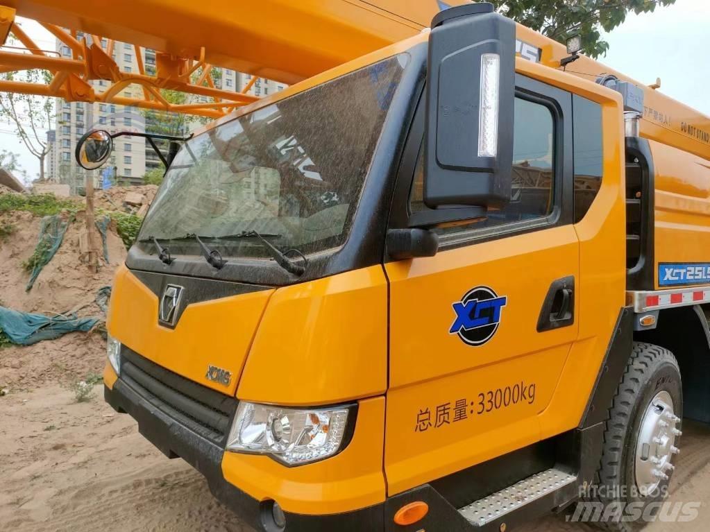 XCMG XCT 25 Mobile and all terrain cranes