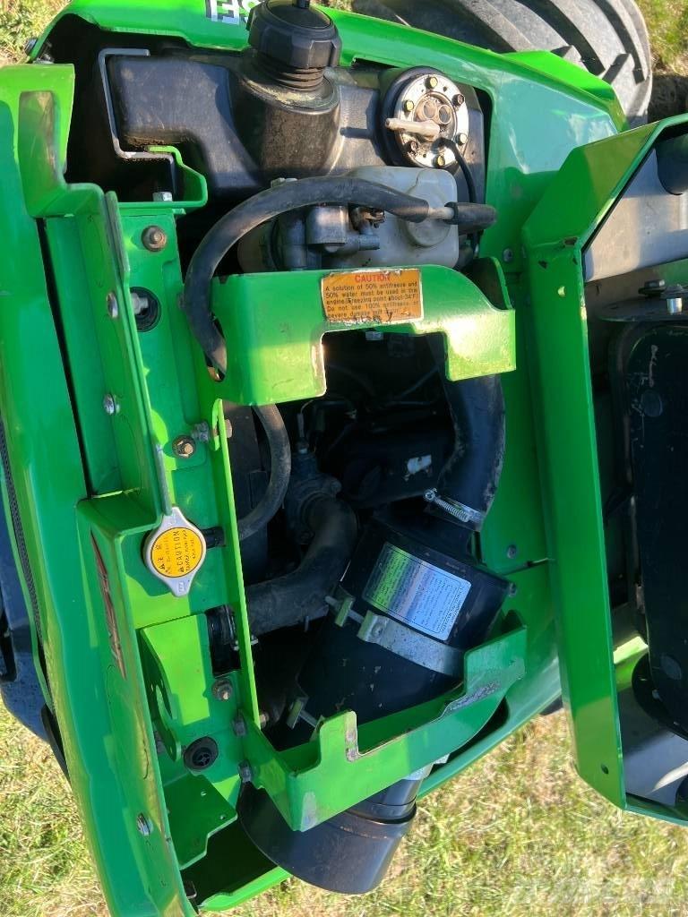 Avant 630 Mini Loader