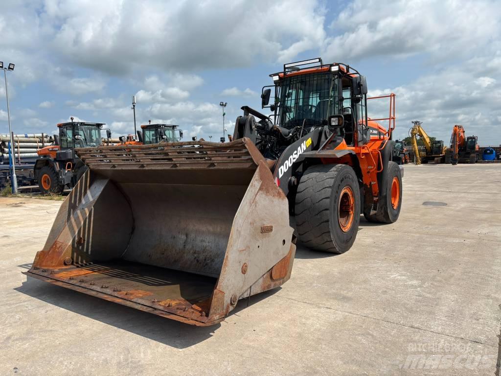 Doosan DL 300-5 Wheel Loaders