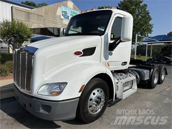 Peterbilt 579 Conventional Trucks / Tractor Trucks