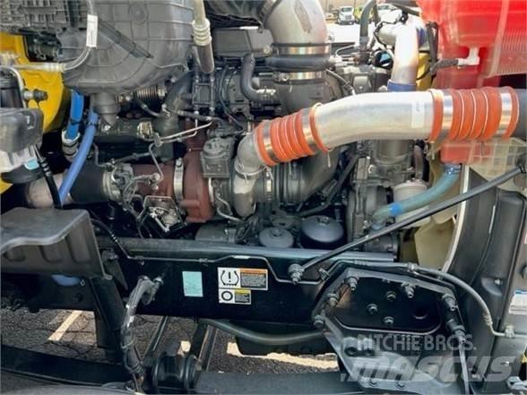 Peterbilt 579 Conventional Trucks / Tractor Trucks