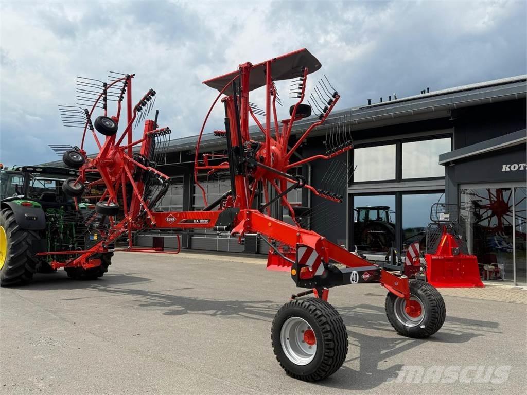 Kuhn GA 8030 Swathers \ Windrowers