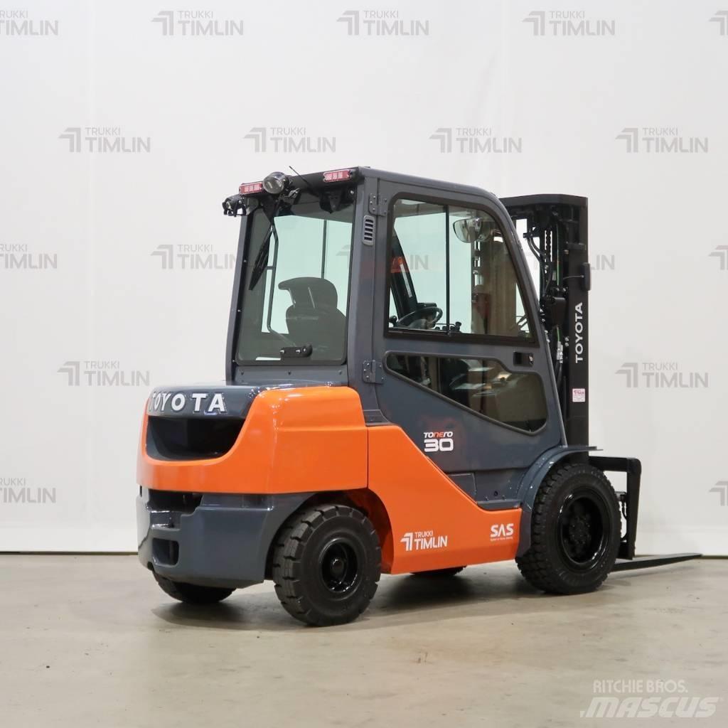 Toyota 02-8FDF30 Diesel Forklifts