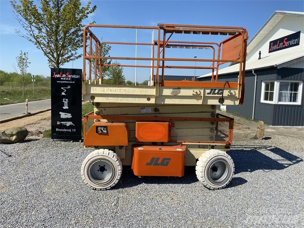 JLG 3969 E Scissor Lifts