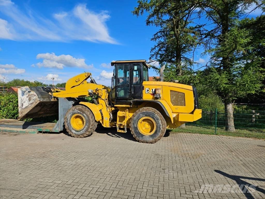 CAT 930 M Wheel Loaders