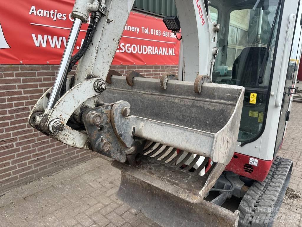 Takeuchi TB216 Mini Excavators <7t (Mini Diggers)