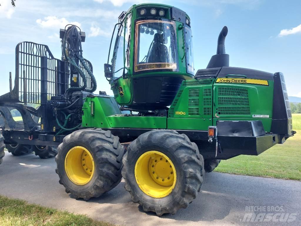 John Deere 1110G Forwarders