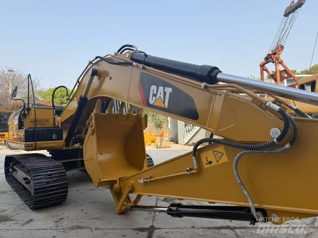 CAT 320D2 Mini excavators  7t - 12t