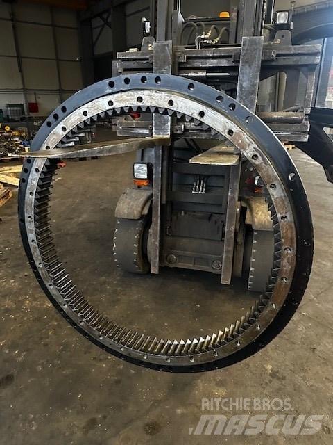 CAT M 316 BEARING Chassis and suspension
