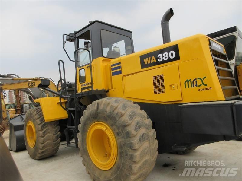 Komatsu WA 380-3 Wheel Loaders